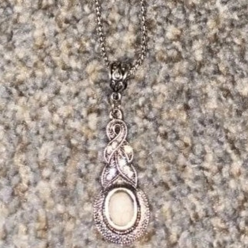 🆕Necklace - Picture 3 of 3